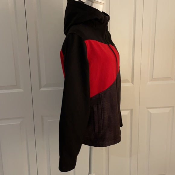 Vertical ‘9 SZ XL (18-20) Women’s Zip Front Lightweight Black/Red Hooded Jacket - Picture 3 of 14
